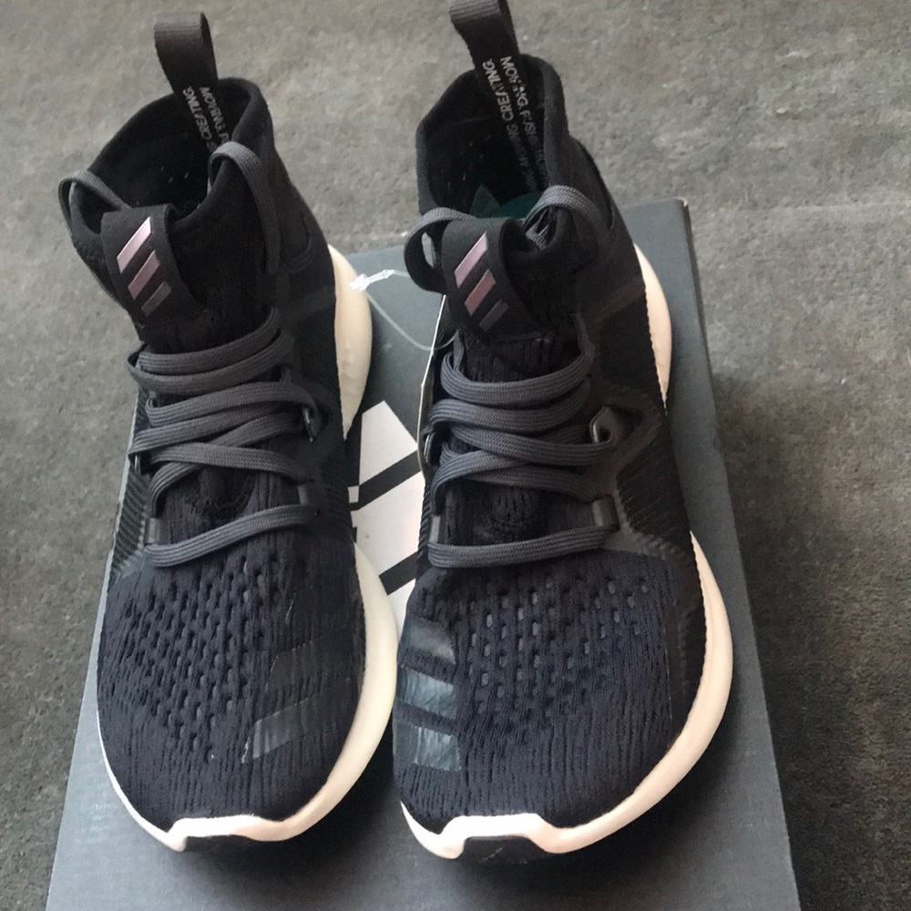 Adidas Edgebounce Running shoes